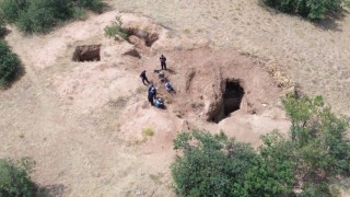 Kaçak kazı yapanlara suçüstü: Define avcıları dronla tespit edildi