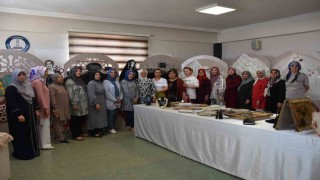 Kadınların el emeği ürünleri göz kamaştırdı