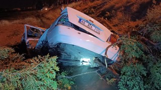 Kadirli’de Feci Kaza: Otomobil Tarlaya Uçtu, 1 Ölü 1 Yaralı