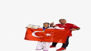 Kadriye Kurtoğlunun altın madalya kazandı