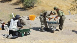 Kalehisarda Selçuklu tarihinin izlerini öğrenciler gün yüzüne çıkartıyor