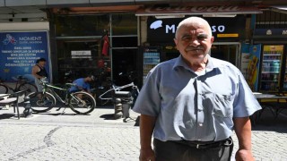 Kanser arkadaşı için baktığı dükkan yanınca eskisinden daha güzel hale getirdi