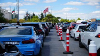 Kapıkulede dönüş yoğunluğu sürüyor