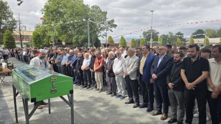 Karadenizde boğulan öğretmen son yolculuğuna uğurlandı