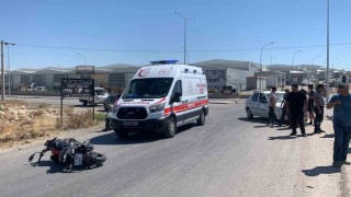 Karamanda otomobille motosiklet çarpıştı: 1 yaralı
