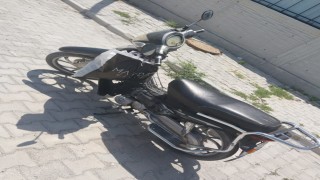 Karapınarda motosiklet kazası: 2 yaralı