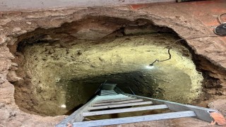 Karsta polis define avcılarını suçüstü yakaladı