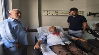 Kavgayı ayırmak isteyen imam darbedildi