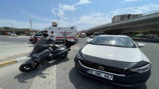 Kavşakta kaza: Motosiklet sürücüsü yaralandı