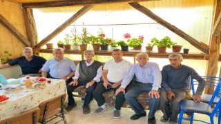 Kaymakam Öztürkten Muhtar Sedefe geçmiş olsun ziyareti