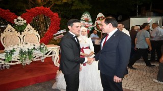 Kaymakam Türker, çalışma arkadaşının düğün törenine katıldı
