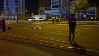 Kayseride feci kaza... Yolun karşısına geçen yayaya peş peşe 2 otomobil çarptı: 1 ölü