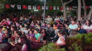Keçiörende açık hava sineması etkinlikleri devam ediyor
