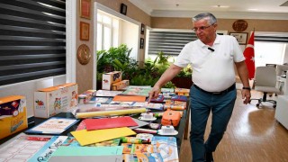 Kemer Belediyesinden 6 bin 500 öğrenciye ücretsiz kırtasiye malzemesi