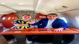 Kerem Aktürkoğlu Fenerbahçe formasını giydi