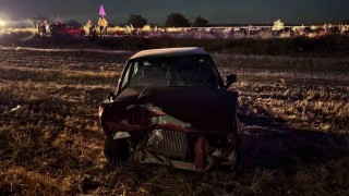 Kırıkkalede kaza yapan iki otomobil hurdaya döndü: 4 yaralı