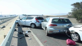 Kırklarelinde çıkan yangında yoğun duman kazaya sebep oldu: 6 yaralı