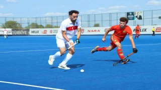 Kırklarelinde Hokey Avrupa Şampiyonası nefes kesiyor