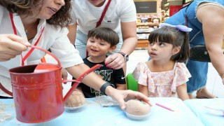 Kırmızı Karavan, Akasyada doğa sevgisini yeşertti