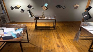 Kitap Gibi: Bir Tasarım ve Sanat Eseri Olarak Kitap Sergisi Yunus Emre Yazı Sanatları Müzesinde devam ediyor