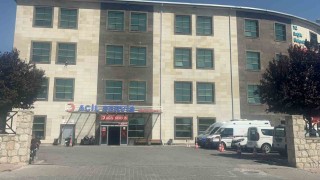 Kızılırmaka giren 3 genç boğulma tehlikesi geçirdi