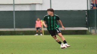 Kocaelispor önce profesyonel yaptı, sonra Manisa FKya kiraladı