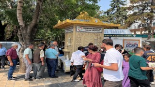 Kocasinandan sıcak havalarda buz gibi limonata ikramı