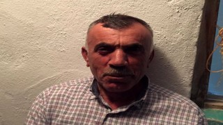 Komşuları evinde ölü buldu