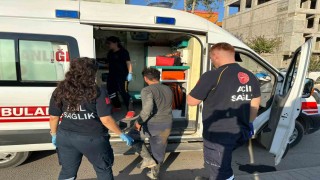 Kontrolden çıkan motosiklet devrildi: 1 Yaralı