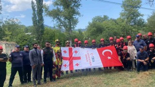 Konya İtfaiyesi, TİKA iş birliğiyle Gürcistanda Doğada Arama Kurtarma Eğitimi düzenledi