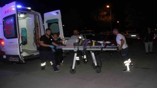 Konyada otomobiller çarpıştı: 2si ağır 4 yaralı