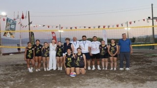 Köyceğizde ‘Evinin Sultanları Plajda Zafer Kupası Voleybol Turnuvası başladı
