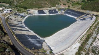 Kuraklığın vurduğu göleti, ürettiği çözümle suya kavuşturdu