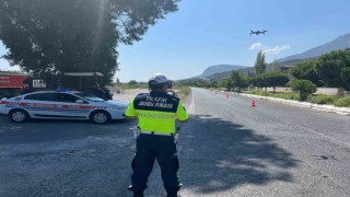 Kural tanımaz sürücüler havadan görüntülendi