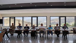 Kuran Kursu öğrencilerine cağ kebabı ikramı