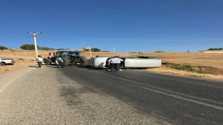 Kurtalanda hafif ticari araç devrildi