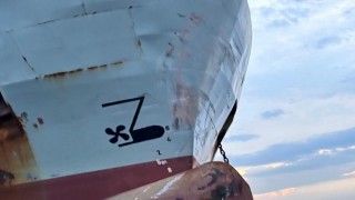 Kuru yük gemisindeki çarpma izi kaptanı tutuklattı