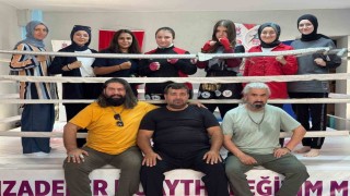 Kuruluş Osman oyuncuları Manisa Muaythai Eğitim Merkezini ziyaret etti