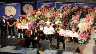 Kütahya Halk Eğitimi Merkezi Halk Oyunları ekibi Türkiye şampiyonu oldu