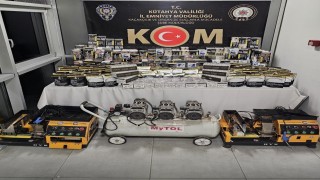 Kütahyada kaçak sigara ve tütün operasyonu