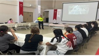 Kütahyada korunma ve bakım altındaki çocuklara trafik eğitimi