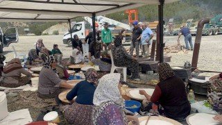 Kütahyalı kadınlar hayır kazanmak için birleşti