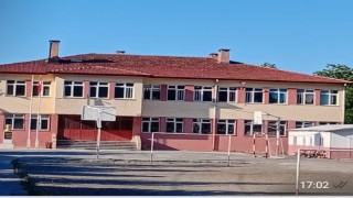 Mahalleler ortaokulun kapanmasına karşı