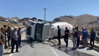Malatyada beton mikseri devrildi: 1 yaralı