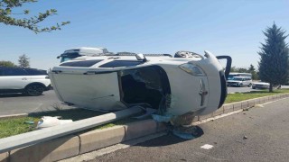 Malatyada kontrolden çıkan hafif ticari araç devrildi: 1 yaralı