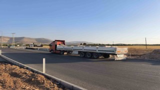 Malatyada üç aracın karıştığı kazada 1 kişi yaralandı