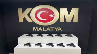 Malatyada yolcu otobüsünde 10 ruhsatsız tabanca ele geçirildi