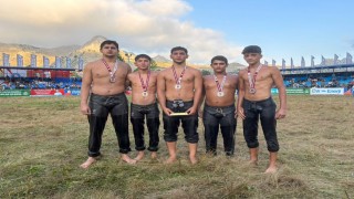 Manavgat Belediyesi Güreş Kulübü pehlivanları, Gökbel Er Meydanından madalyalarla döndü