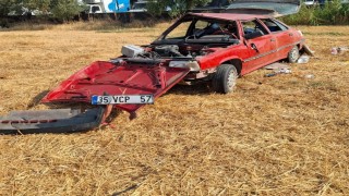 Manisada tarlaya uçan otomobilin sürücüsü hayatını kaybetti
