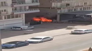 Mardinde apartman girişinde çıkan yangın söndürüldü